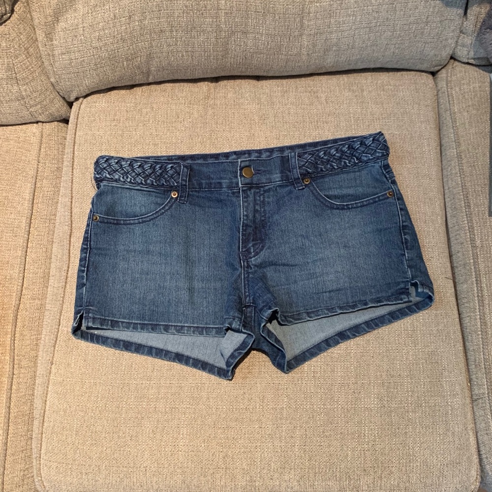 Unique Braided “Belt” Jean Shorts